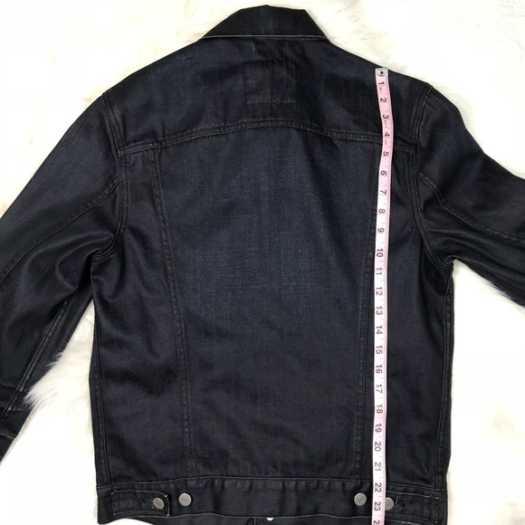 SOLD EUC Levi’s Trucker Denim Jacket, medium - Picture 5 of 7